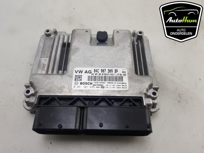 Engine management computer from a Seat Arona (KJX) 1.0 TSI 12V 2020
