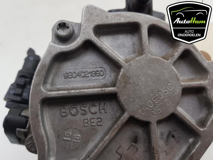 Bomba de vacío (diésel) de un Opel Combo Cargo 1.6 CDTI 75 2019