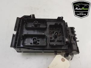 Used Fuse box Opel Astra K 1.0 Turbo 12V Price € 50,00 Margin scheme offered by AutoHam