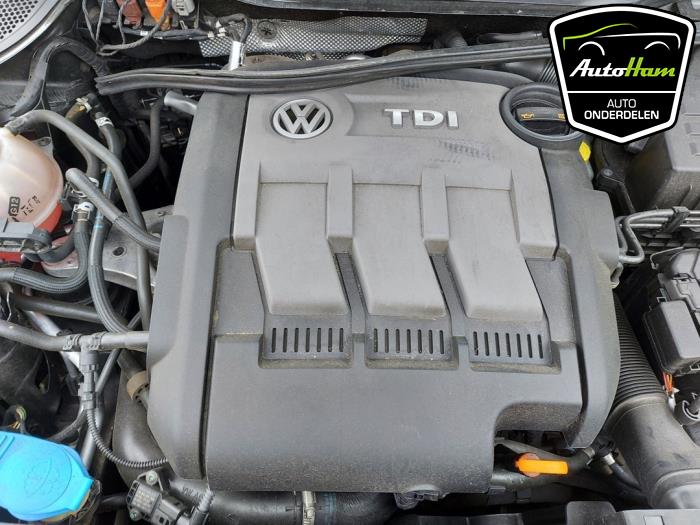 Caja de cambios de un Volkswagen Polo V (6R) 1.2 TDI 12V BlueMotion 2012