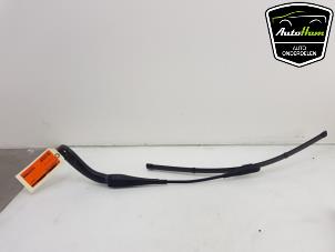 Used Front wiper arm BMW 3 serie (F30) 330e Price € 20,00 Margin scheme offered by AutoHam