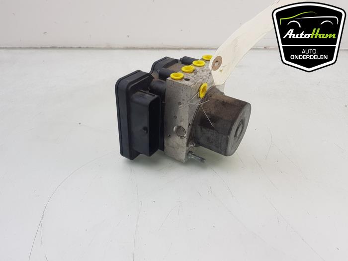 Usagé Pompe ABS Mercedes B (W246/W242) 1.8 B-200 CDI BlueEFFICIENCY 16V Prix € 55,00 Règlement à la marge proposé par AutoHam