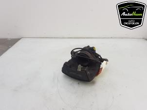 Used Front brake calliper, right Mercedes B (W246,242) 1.8 B-200 CDI BlueEFFICIENCY 16V Price € 50,00 Margin scheme offered by AutoHam