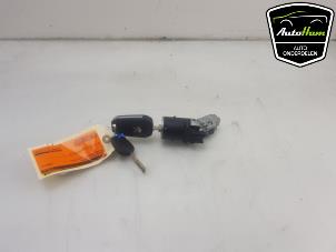 Gebrauchte Zündschloss + Schlüssel Peugeot Partner (EF/EU) 1.5 BlueHDi 130 Preis € 25,00 Margenregelung angeboten von AutoHam