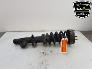 Used Fronts shock absorber, left BMW X5 (F15) xDrive 30d 3.0 24V Price € 175,00 Margin scheme offered by AutoHam