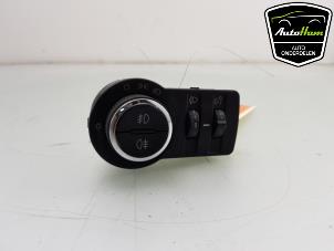 Used Light switch Opel Karl 1.0 12V Price € 25,00 Margin scheme offered by AutoHam
