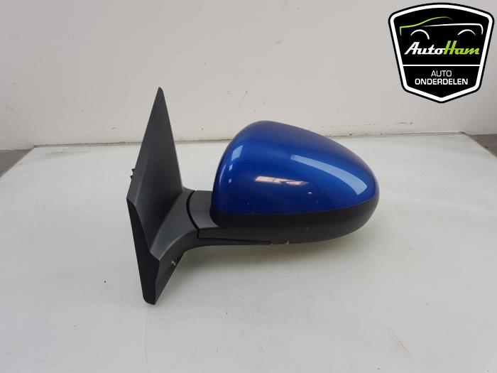 Wing mirror, left from a Daewoo Aveo 1.3 D 16V 2012