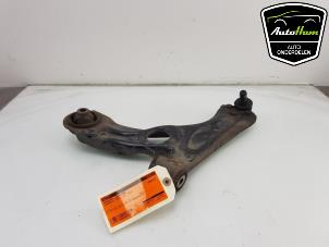 Used Front wishbone, left Chevrolet Aveo 1.3 D 16V Price € 50,00 Margin scheme offered by AutoHam