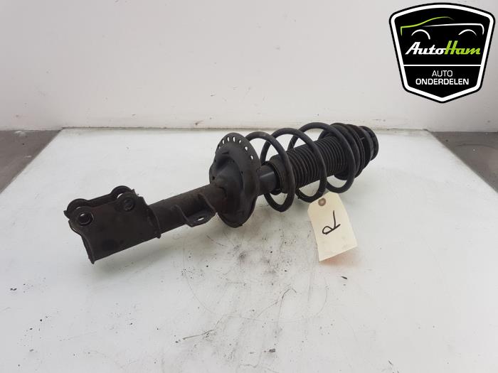 Kia Rio Front shock absorbers, right stock | ProxyParts.com