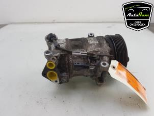 Usagé Pompe clim Renault Kadjar (RFEH) 1.6 dCi 4x4 Prix € 175,00 Règlement à la marge proposé par AutoHam