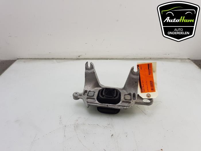 Used Engine mount Renault Kadjar (RFEH) 1.6 dCi 4x4 Price € 40,00 Margin scheme offered by AutoHam