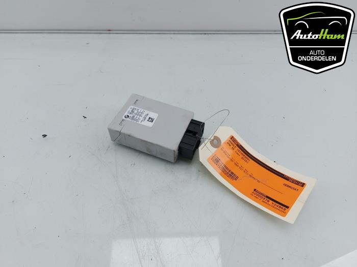 Module (miscellaneous) from a BMW X5 (F15) xDrive 30d 3.0 24V 2015