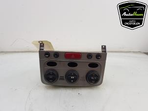 Used Heater control panel Alfa Romeo 147 (937) 1.9 JTDM Price € 50,00 Margin scheme offered by AutoHam