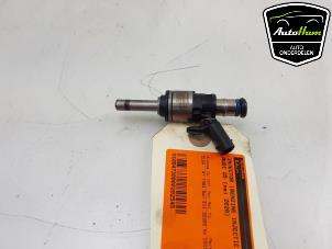 Used Injector (petrol injection) Audi Q5 (FYB/FYG) 2.0 TFSI 16V Quattro Price € 50,00 Margin scheme offered by AutoHam
