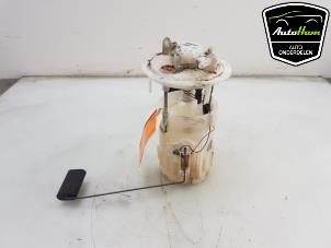 Usados Bomba de alimentación Renault Kangoo Express (FW) 1.5 dCi 85 Precio € 40,00 Norma de margen ofrecido por AutoHam