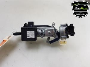 Used Ignition lock + key Opel Agila (B) 1.2 16V Price € 25,00 Margin scheme offered by AutoHam