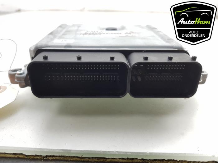 Used Engine management computer Volvo V70 (BW) 2.0 D4 20V Price € 95,00 Margin scheme offered by AutoHam