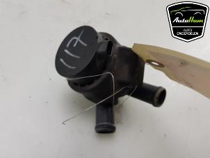 Extra vattenpump från en Volvo V70 (BW) 2.0 D4 20V 2013