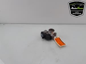 Usagé Boitier papillon Opel Karl 1.0 12V Prix € 35,00 Règlement à la marge proposé par AutoHam