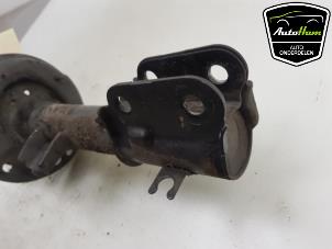 Used Front shock absorber, right Opel Karl 1.0 12V Price € 40,00 Margin scheme offered by AutoHam