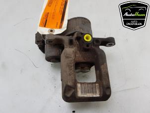 Used Rear brake calliper, left Peugeot Partner (EF/EU) 1.5 BlueHDi 130 Price € 100,00 Margin scheme offered by AutoHam