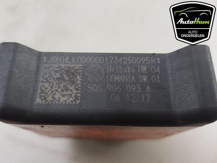 Usagé Module pompe carburant Seat Ibiza V (KJB) 1.0 TSI 12V Prix € 20,00 Règlement à la marge proposé par AutoHam