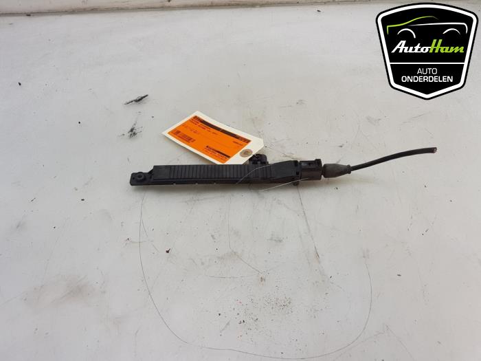 Gebrauchte Antenne (sonstige) Porsche Cayenne (9PA) 4.5 V8 32V Turbo Preis € 20,00 Margenregelung angeboten von AutoHam