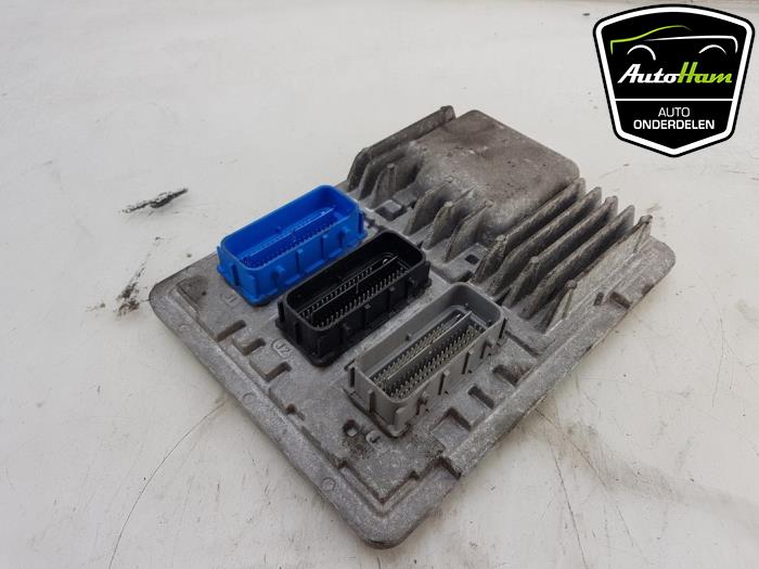 Used Engine management computer Opel Corsa E 1.0 SIDI Turbo 12V Price € 95,00 Margin scheme offered by AutoHam
