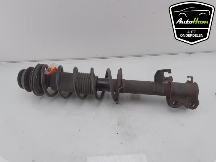Front shock absorber, right from a Nissan Micra (K13) 1.2 12V 2015