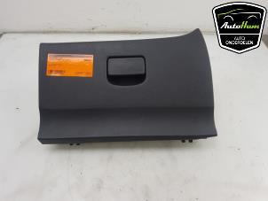Used Dashboard cover / flap Nissan Micra (K13) 1.2 12V Price € 25,00 Margin scheme offered by AutoHam