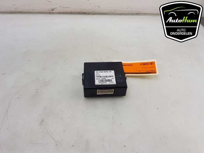 Używane Modul alarmu Hyundai i10 (F5) 1.2i 16V Cena € 25,00 Procedura marży oferowane przez AutoHam