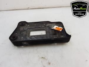 Used Battery box Mercedes CLA (117.3) 2.0 CLA-250 Turbo 16V Price € 20,00 Margin scheme offered by AutoHam
