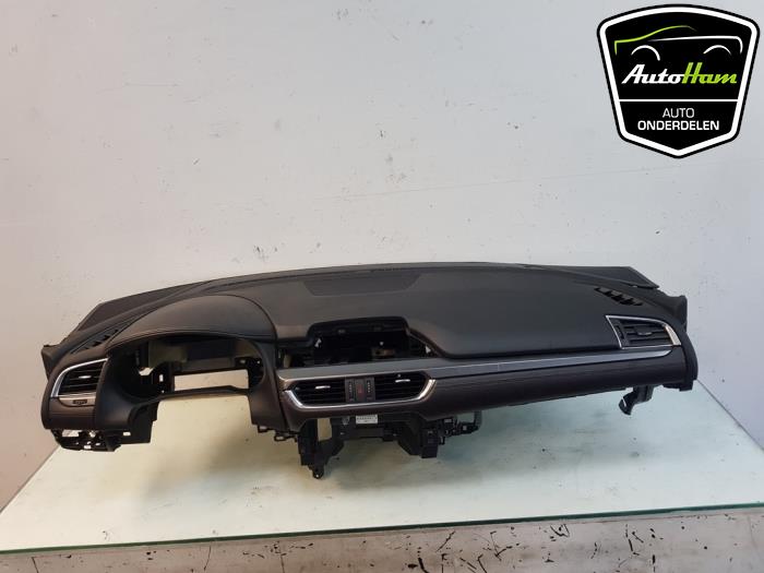 Używane Panel Mazda 6 SportBreak (GJ/GH/GL) 2.0 SkyActiv-G 165 16V Cena € 450,00 Procedura marży oferowane przez AutoHam