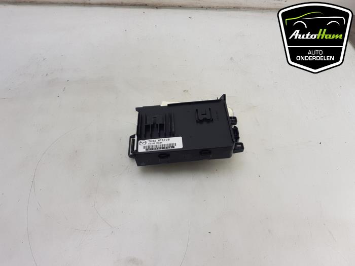 Used Body control computer Mazda 6 SportBreak (GJ/GH/GL) 2.0 SkyActiv-G 165 16V Price € 45,00 Margin scheme offered by AutoHam