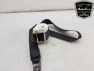 Used Rear seatbelt, left Opel Meriva Mk.II 1.4 16V Ecotec Price € 30,00 Margin scheme offered by AutoHam
