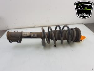 Used Front shock absorber, right Opel Combo 1.3 CDTI 16V Price € 60,00 Margin scheme offered by AutoHam