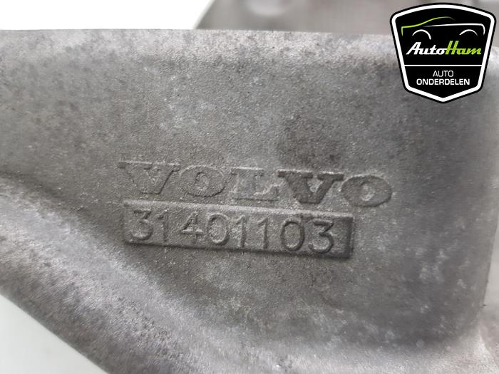 Alternator upper bracket from a Volvo V40 (MV) 2.0 D4 16V 2014