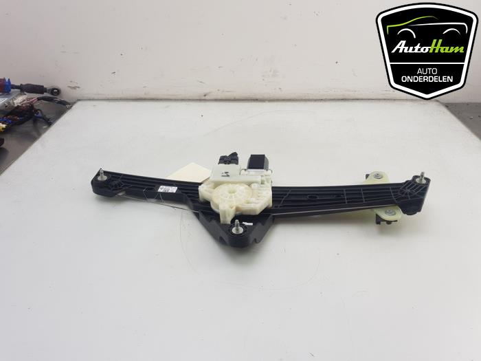 Window mechanism 4-door, front left from a Renault Clio V (RJAB) 1.6 E-Tech 140 16V 2021