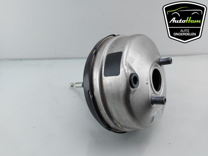 Servo frein d'un Audi RS 4 Avant (B9) 2.9 V6 TFSI 24V 2019