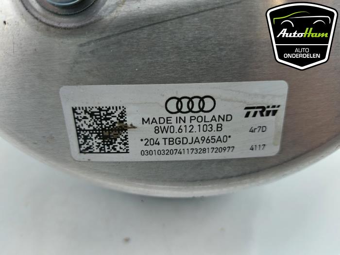 Servo frein d'un Audi RS 4 Avant (B9) 2.9 V6 TFSI 24V 2019
