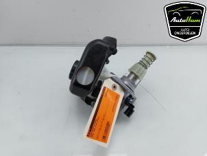 Używane Glówny cylinder hamulcowy Audi RS 4 Avant (B9) 2.9 V6 TFSI 24V Cena € 75,00 Procedura marży oferowane przez AutoHam