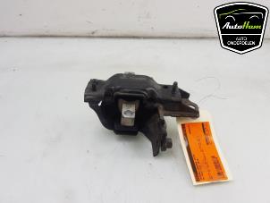 Used Gearbox mount Volkswagen Polo V (6R) 1.2 TDI 12V BlueMotion Price € 25,00 Margin scheme offered by AutoHam