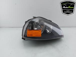 Used Headlight, right Seat Arosa (6H1) 1.0 MPi Price € 30,00 Margin scheme offered by AutoHam