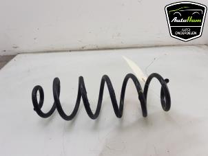 Used Rear coil spring Nissan Qashqai (J12) 1.3 DIG-T MHEV 16V Price € 25,00 Margin scheme offered by AutoHam