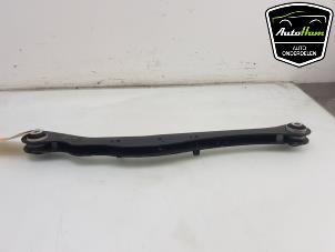 Used Rear torque rod, right BMW 1 serie (F40) 118i 1.5 TwinPower 12V Price on request offered by AutoHam