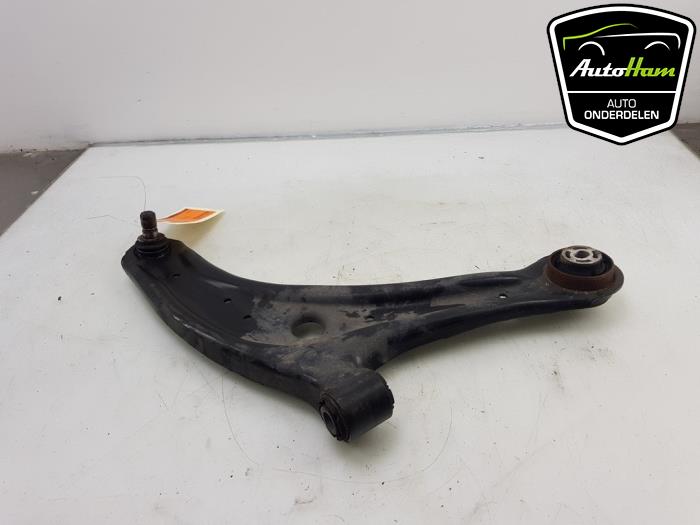 Front wishbone, right from a Ford Fiesta Active 1.0 EcoBoost 12V Hybrid 125 2021