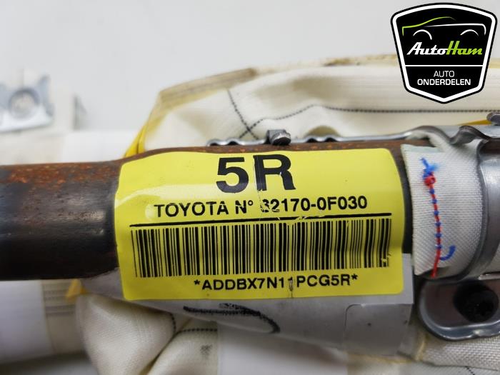 Roof curtain airbag, right from a Toyota Verso 1.8 16V VVT-i 2012