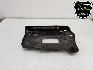 Used Battery box Mercedes A (W176) 1.6 A-180 16V Price € 20,00 Margin scheme offered by AutoHam