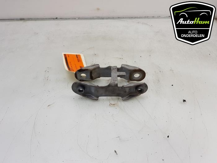 Used Engine mount Mercedes A (W176) 1.6 A-180 16V Price € 10,00 Margin scheme offered by AutoHam