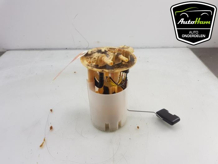Bomba de alimentación de un Renault Megane IV Estate (RFBK) 1.5 Energy dCi 110 2018